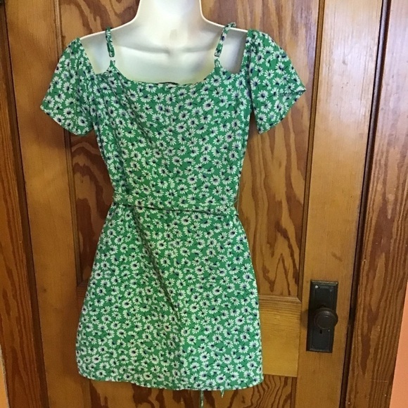 Soeechless Bright daisies cold shoulder mini dress - Picture 12 of 12